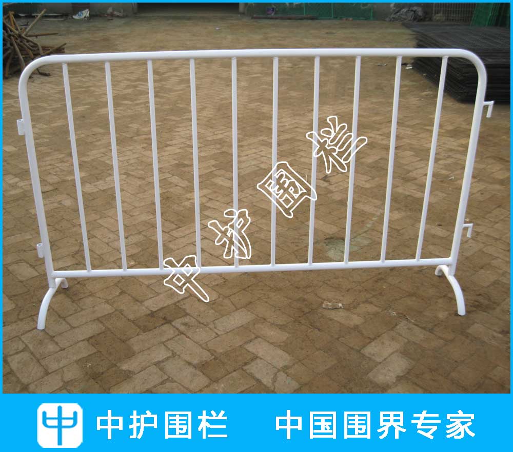 施工鐵護欄