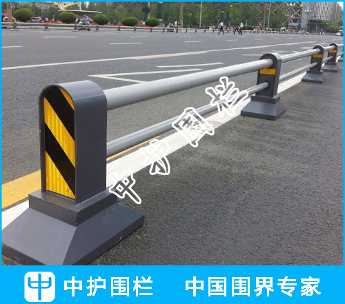 馬路隔離墩