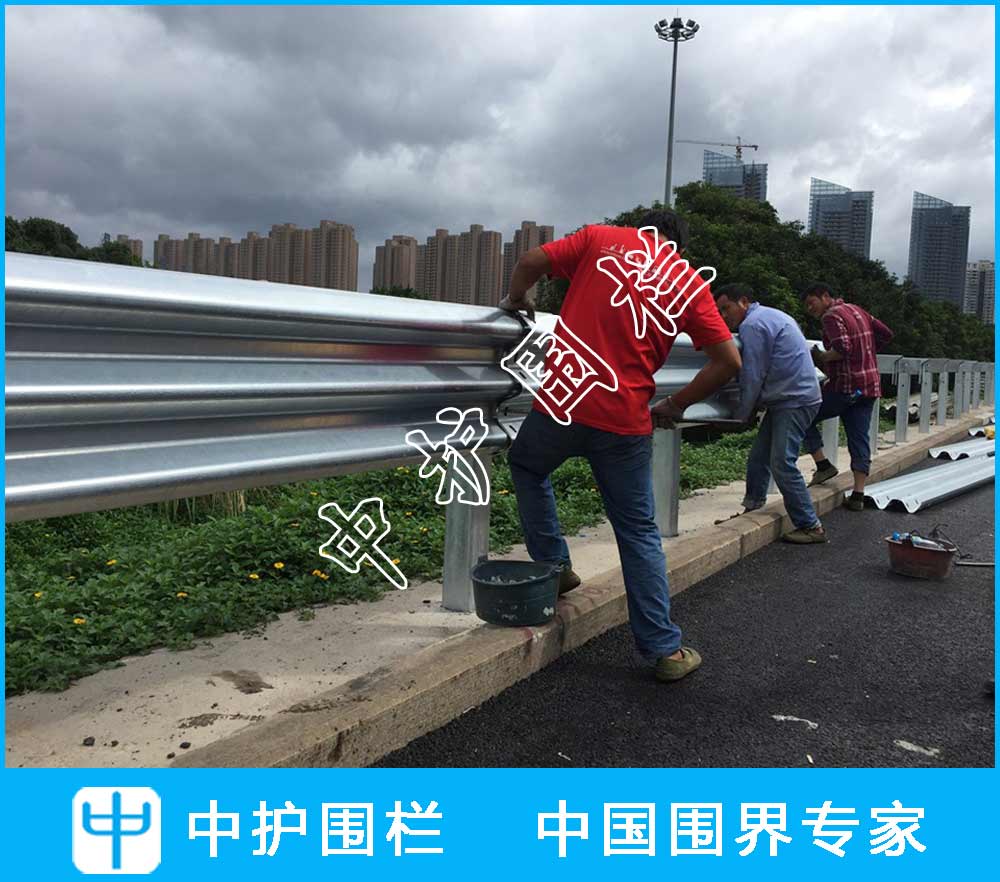 廣州三波形梁護欄廠家，按圖定制