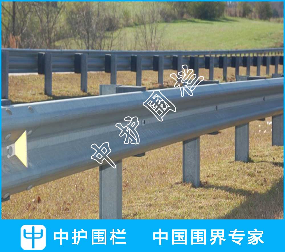 外貿波形護欄批發價格，佛山生產道路防撞欄廠家