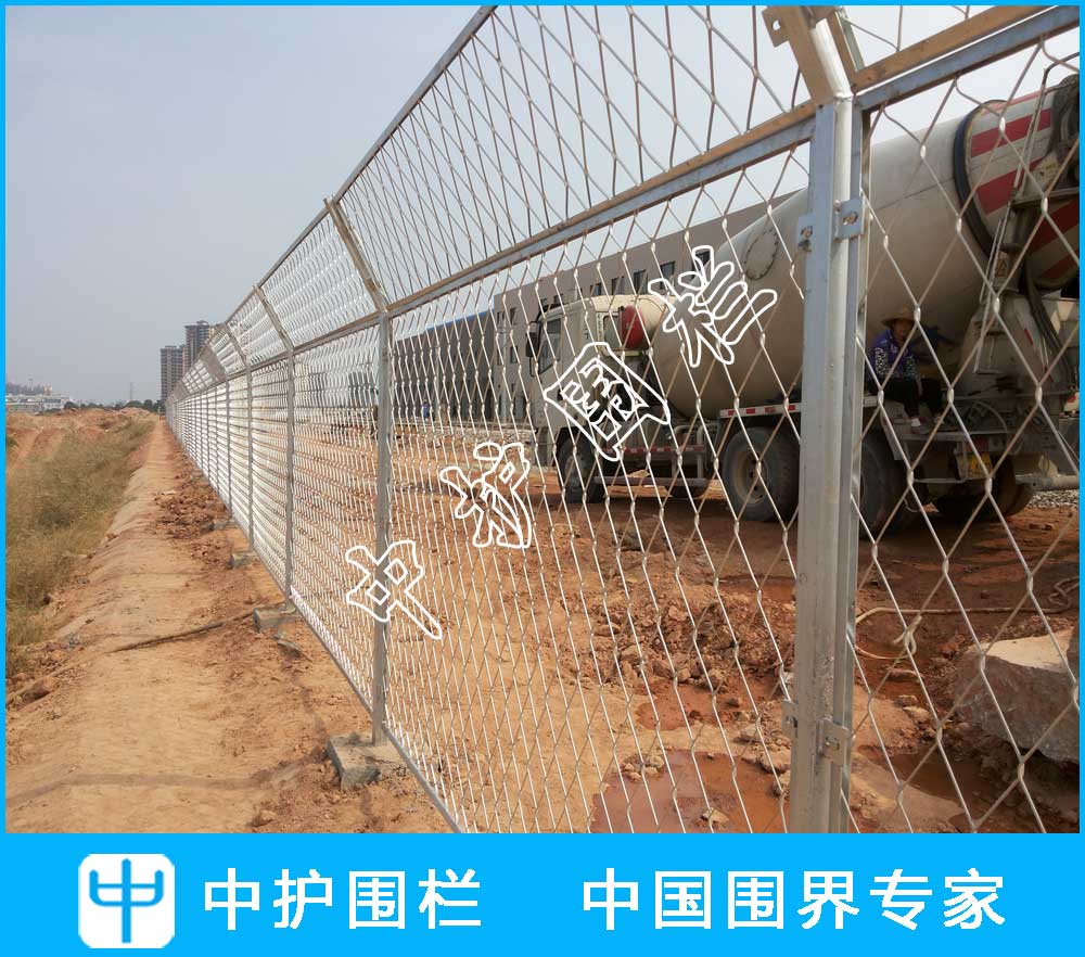 鋼板網護欄價格