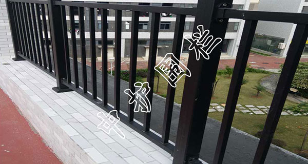 東莞實訓中心陽臺護欄工程項目